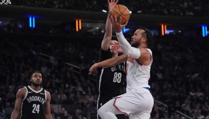 世预赛高清直播入口-纽约德比13连胜！尼克斯54分狂胜篮网 布伦森20分引6人上双